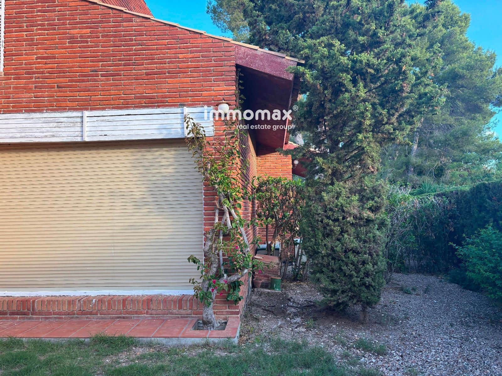 8 soverom Villa til salgs i Tarragona by med svømmebasseng garasje - € 1 250 000 (Ref: 9426613)
