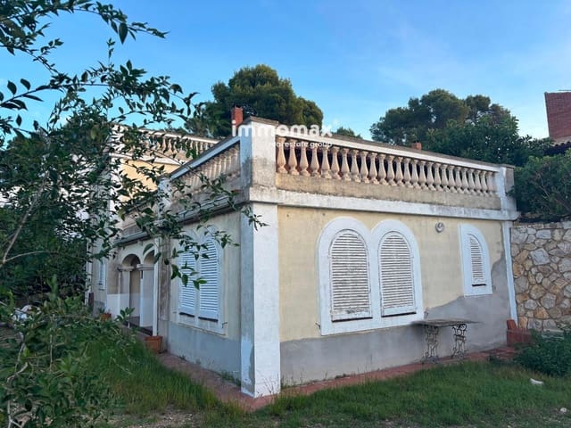 8 bedroom Villa for sale in Tarragona city with pool garage - € 1,250,000 (Ref: 9426613)