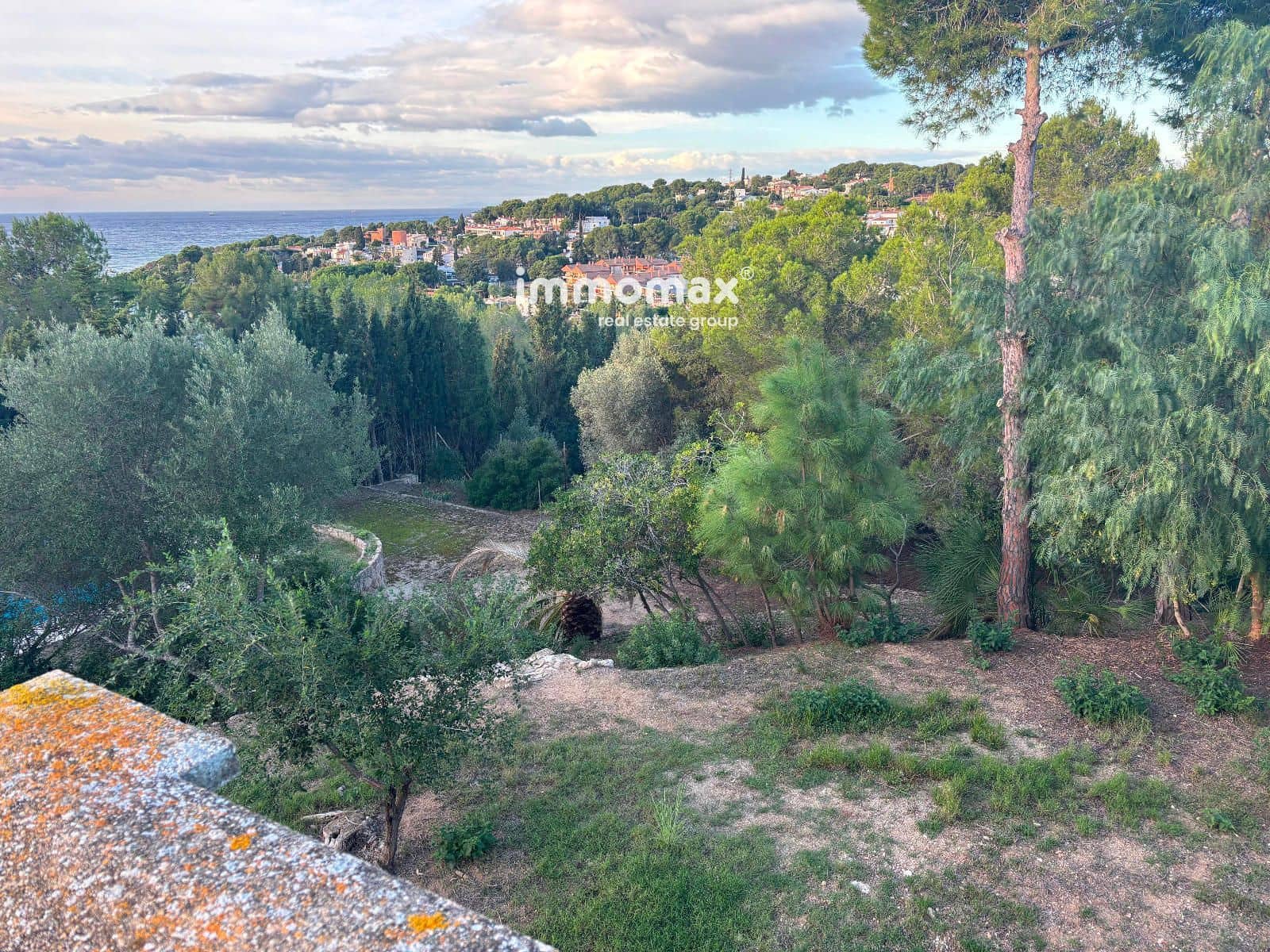 8 soverom Villa til salgs i Tarragona by med svømmebasseng garasje - € 1 250 000 (Ref: 9426613)