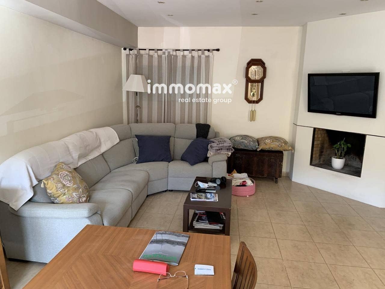 4 bedroom Townhouse for sale in Santa Eulalia de Roncana - € 289,000 (Ref: 9436263)