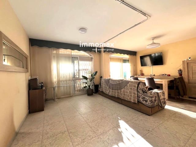 5 soverom Hus til salgs i Vilanova i la Geltrú med garasje - € 345 000 (Ref: 9436264)