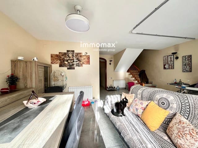 5 soverom Hus til salgs i Vilanova i la Geltrú med garasje - € 345 000 (Ref: 9436264)