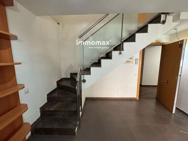 2 soveværelse Lejlighed til salg i Piera med garage - € 95.000 (Ref: 9444526)