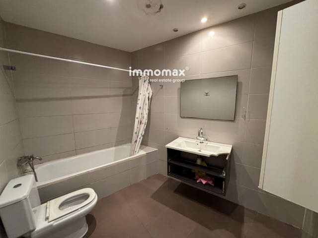 2 soveværelse Lejlighed til salg i Piera med garage - € 95.000 (Ref: 9444526)