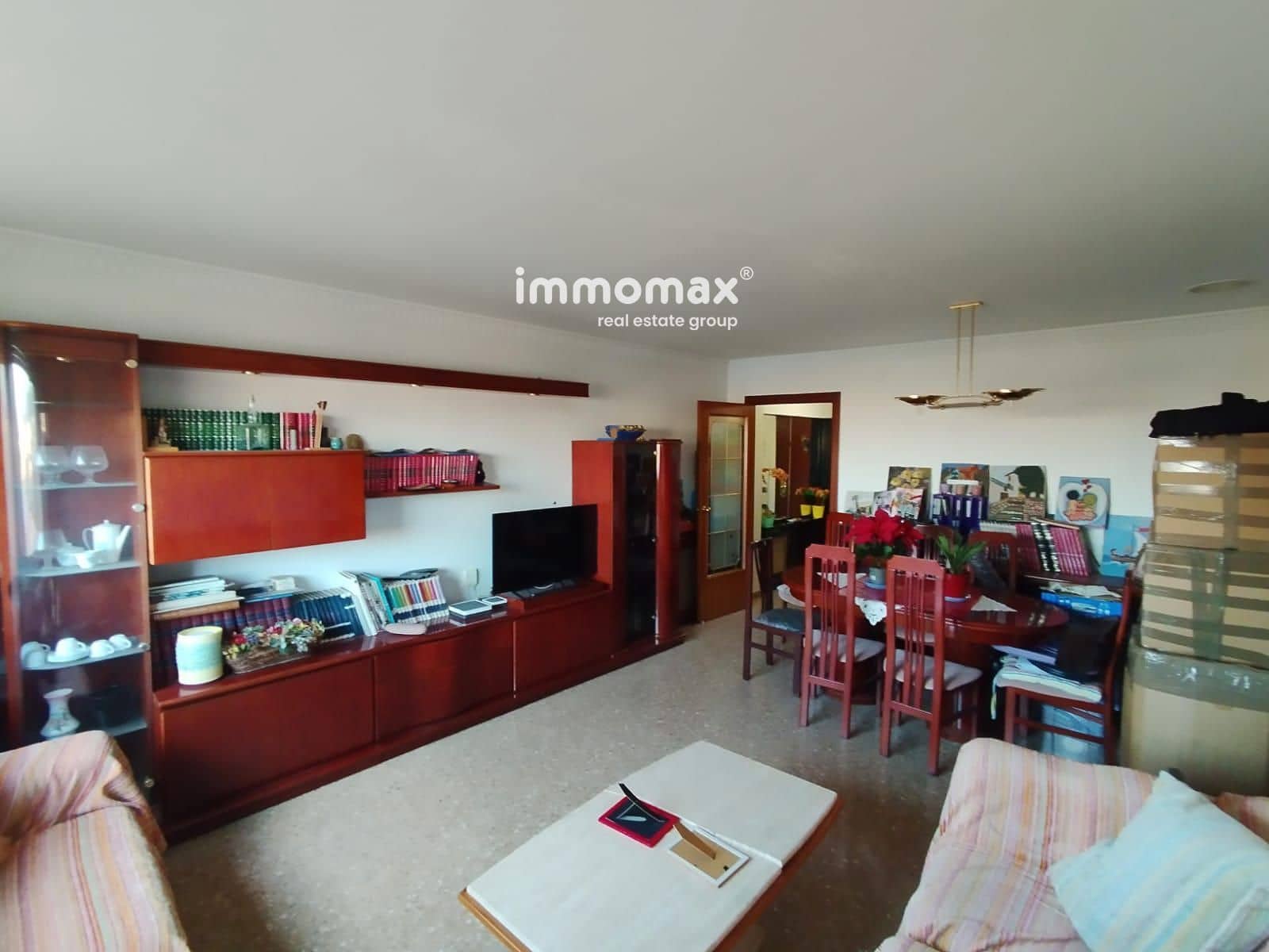 4 bedroom Flat for sale in Viladecans - € 350,000 (Ref: 9448438)