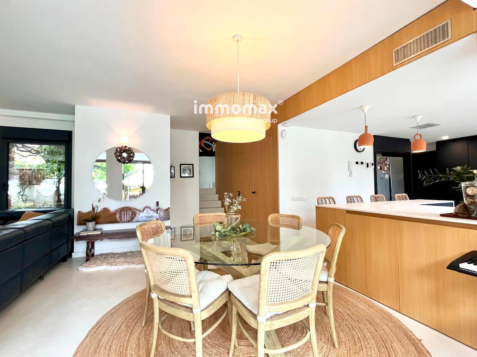 4 makuuhuone Huvila myytävänä paikassa Castelldefels mukana uima-altaan 
autotalli - 1 270 000 € (Ref: 9451403)