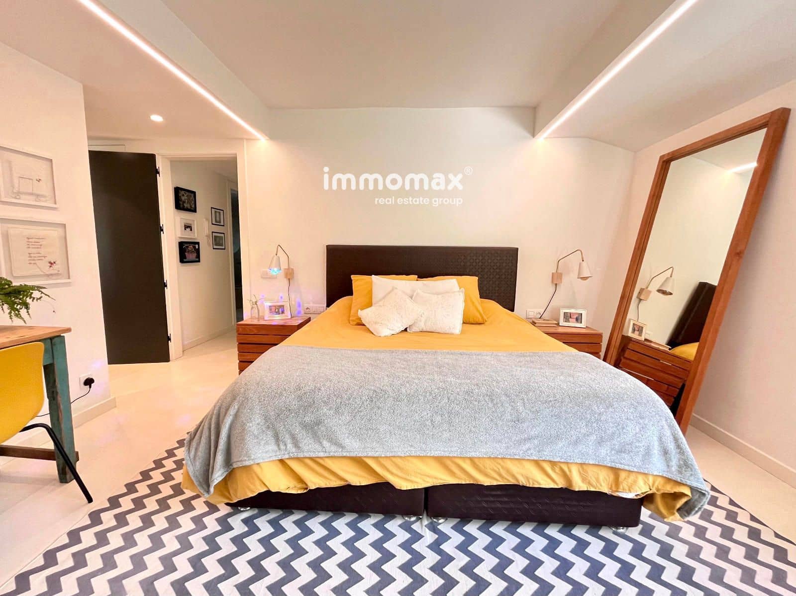 4 makuuhuone Huvila myytävänä paikassa Castelldefels mukana uima-altaan 
autotalli - 1 270 000 € (Ref: 9451403)