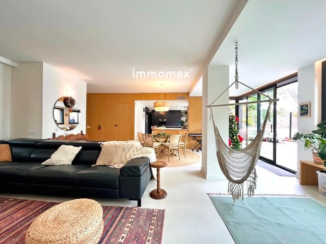 4 soveværelse Villa til salg i Castelldefels med swimmingpool garage - € 1.270.000 (Ref: 9451403)