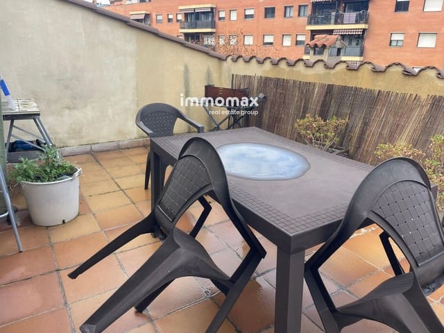3 quarto Penthouse para venda em Martorell com garagem - 250 000 € (Ref: 9453430)