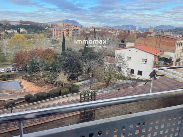 3 quarto Penthouse para venda em Martorell com garagem - 250 000 € (Ref: 9453430)