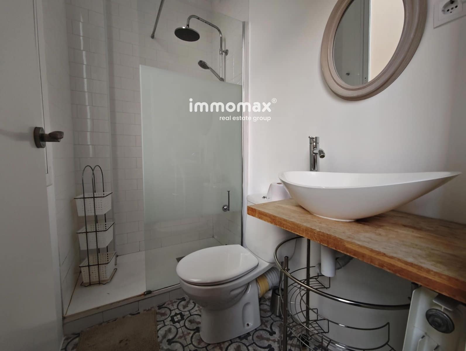 4 soveværelse Lejlighed til leje i Barcelona by - € 1.645 (Ref: 9460707)