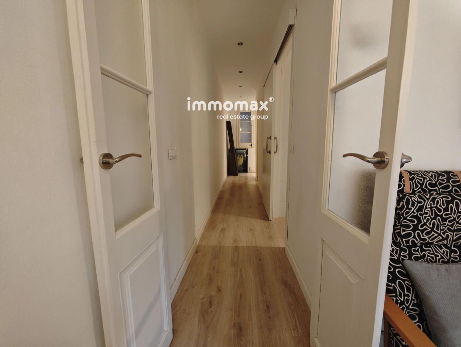 4 soveværelse Lejlighed til leje i Barcelona by - € 1.645 (Ref: 9460707)