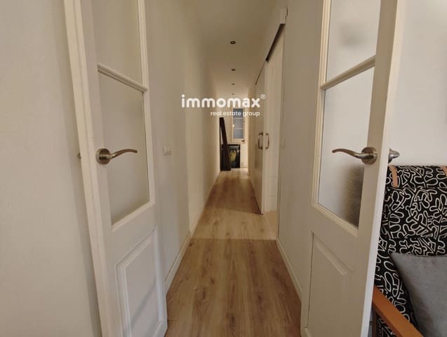 4 soveværelse Lejlighed til leje i Barcelona by - € 1.645 (Ref: 9460707)