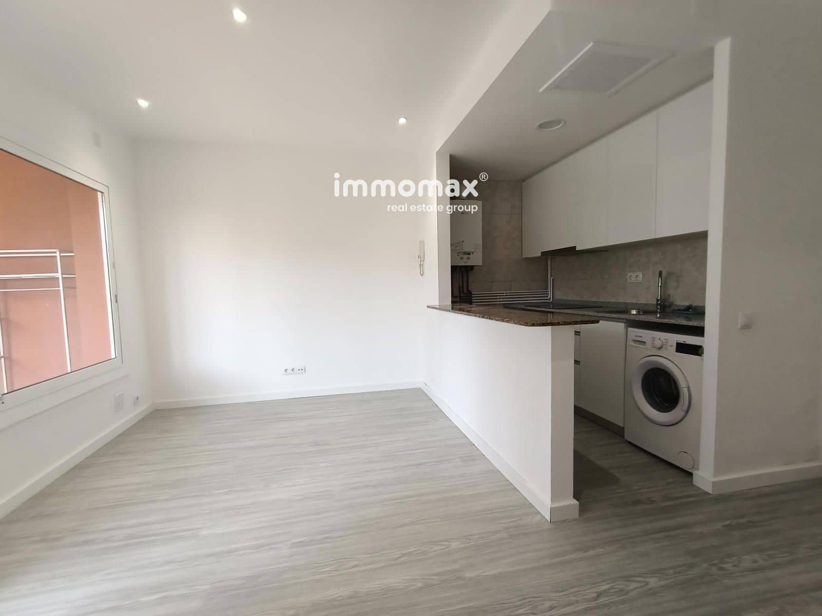 2 soverom Leilighet til salgs i Castelldefels med svømmebasseng garasje - € 250 000 (Ref: 9473537)