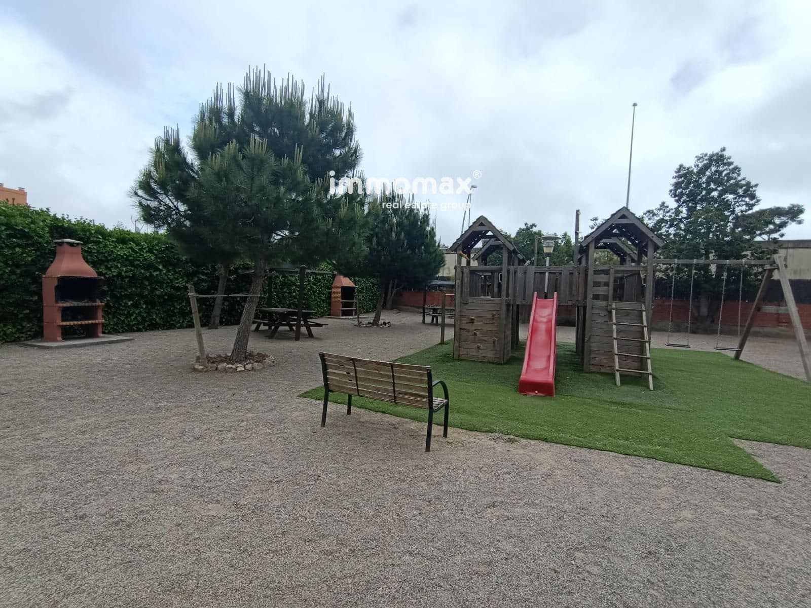 2 soverom Leilighet til salgs i Castelldefels med svømmebasseng garasje - € 250 000 (Ref: 9473537)