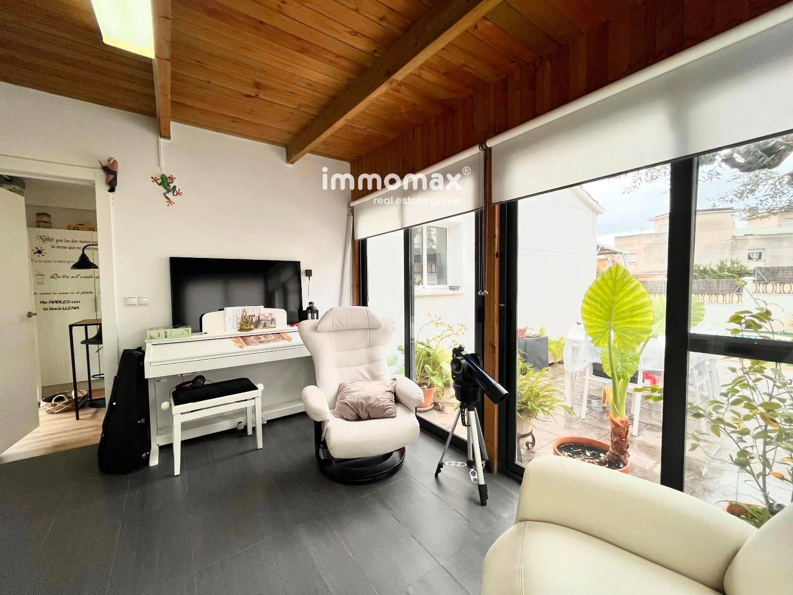 6 slaapkamer Villa te koop in Cubelles met zwembad garage - € 520.000 (Ref: 9474470)