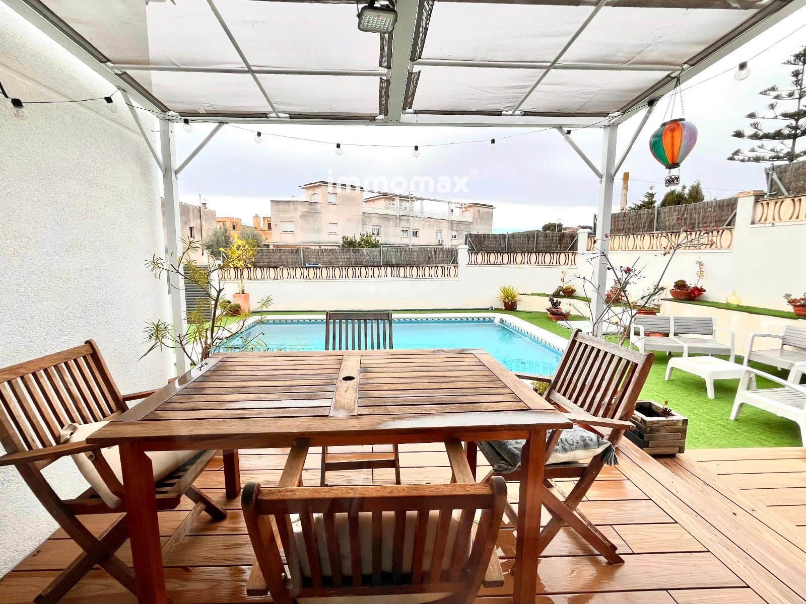 6 slaapkamer Villa te koop in Cubelles met zwembad garage - € 520.000 (Ref: 9474470)