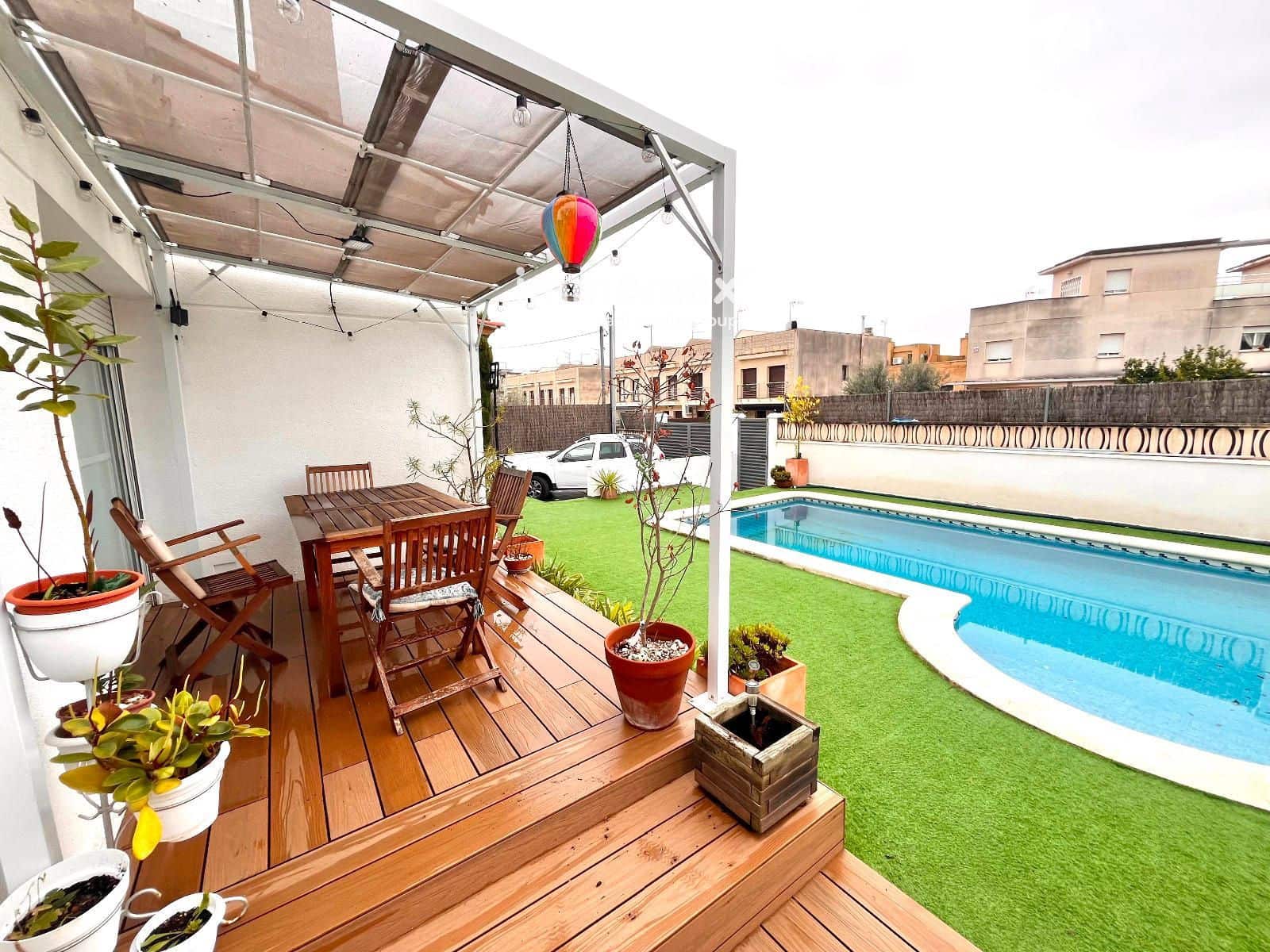 6 slaapkamer Villa te koop in Cubelles met zwembad garage - € 520.000 (Ref: 9474470)