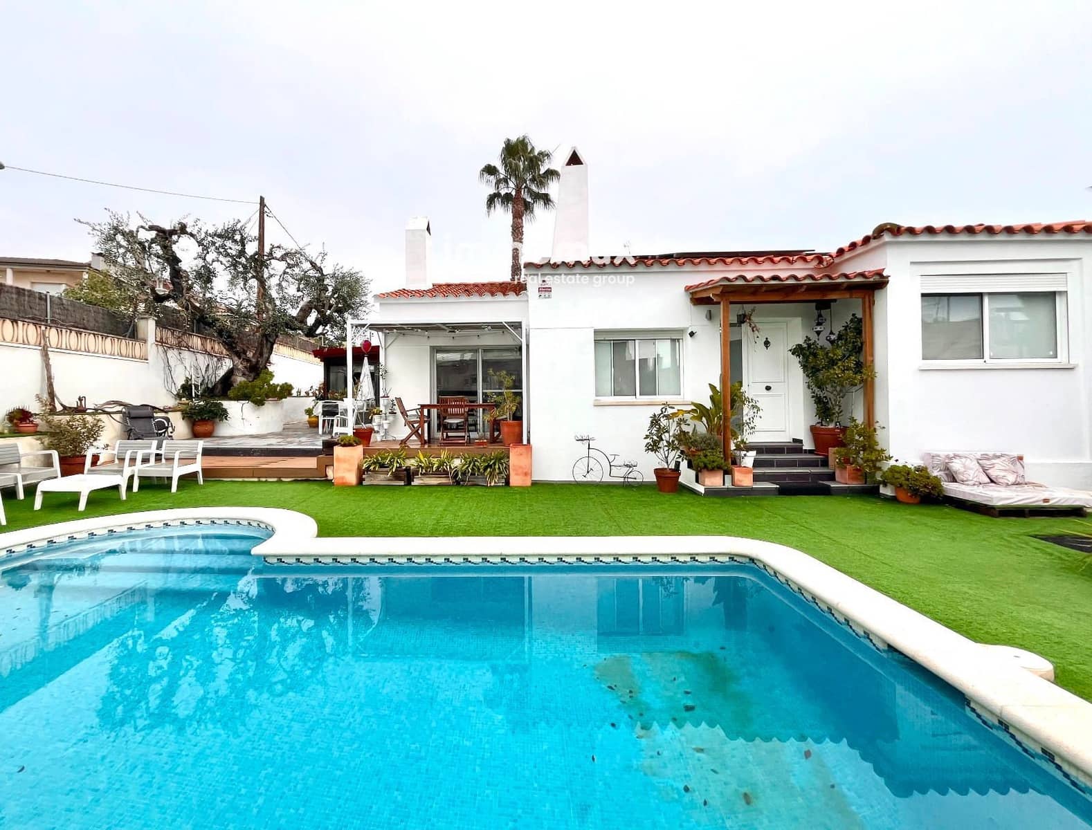 6 slaapkamer Villa te koop in Cubelles met zwembad garage - € 520.000 (Ref: 9474470)