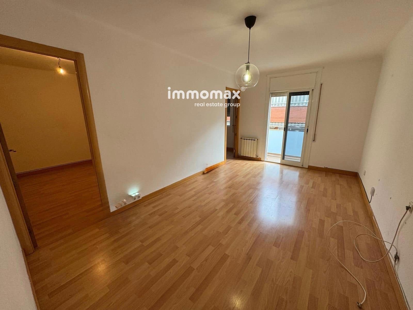 3 bedroom Flat for sale in Sant Boi de Llobregat - € 189,000 (Ref: 9481435)