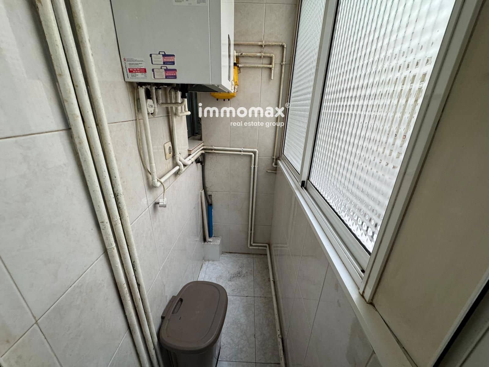 3 bedroom Flat for sale in Sant Boi de Llobregat - € 189,000 (Ref: 9481435)