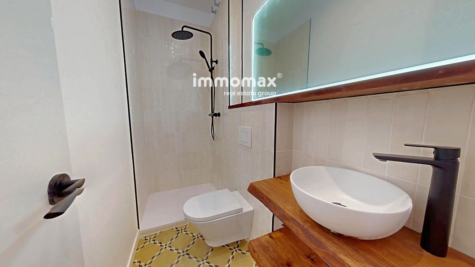 3 soveværelse Lejlighed til salg i Barcelona by - € 630.000 (Ref: 9492767)