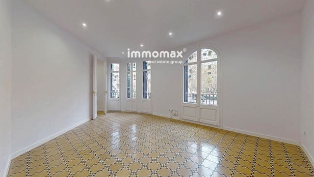 Piso de 3 habitaciones en Barcelona ciudad en venta - 610.000 € (Ref: 9492767)