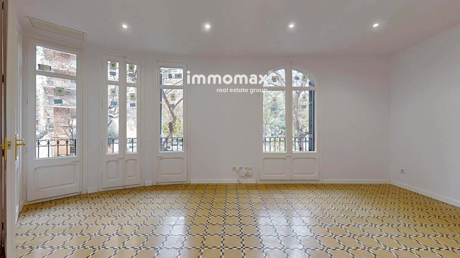 3 soveværelse Lejlighed til salg i Barcelona by - € 630.000 (Ref: 9492767)