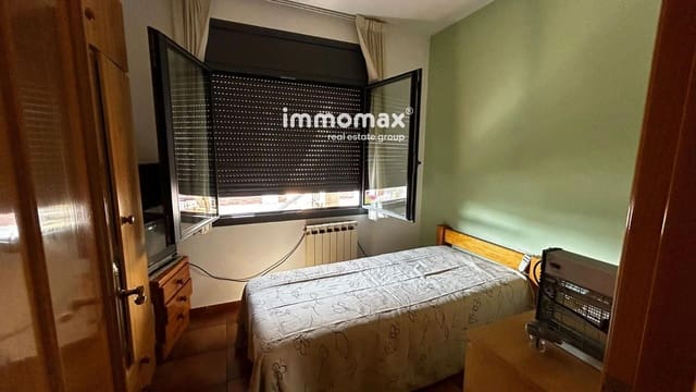 4 makuuhuone Huvila myytävänä paikassa Lliçà d'Amunt mukana 
autotalli - 399 900 € (Ref: 9495563)