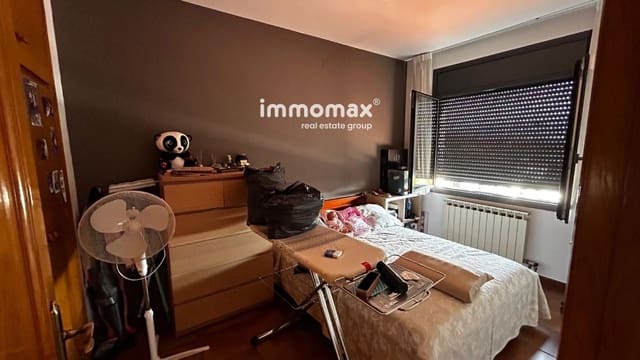 4 makuuhuone Huvila myytävänä paikassa Lliçà d'Amunt mukana 
autotalli - 399 900 € (Ref: 9495563)