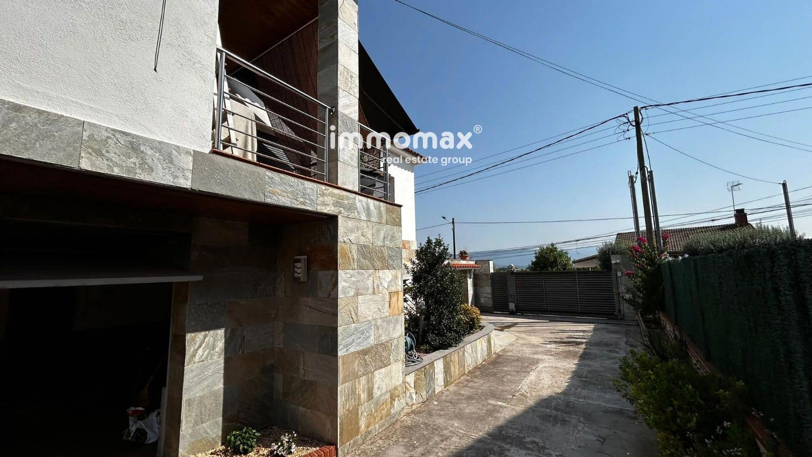 4 makuuhuone Huvila myytävänä paikassa Llica d'Amunt mukana 
autotalli - 399 900 € (Ref: 9495563)