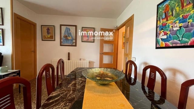 4 bedroom Flat for sale in Molins de Rei with garage - € 365,000 (Ref: 9495565)