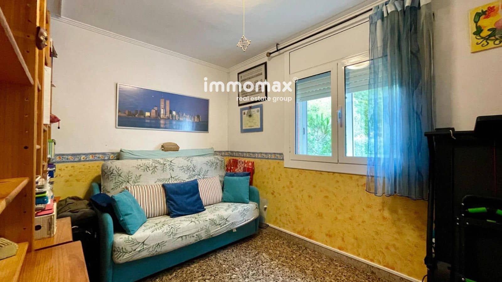 4 bedroom Flat for sale in Molins de Rei with garage - € 365,000 (Ref: 9495565)