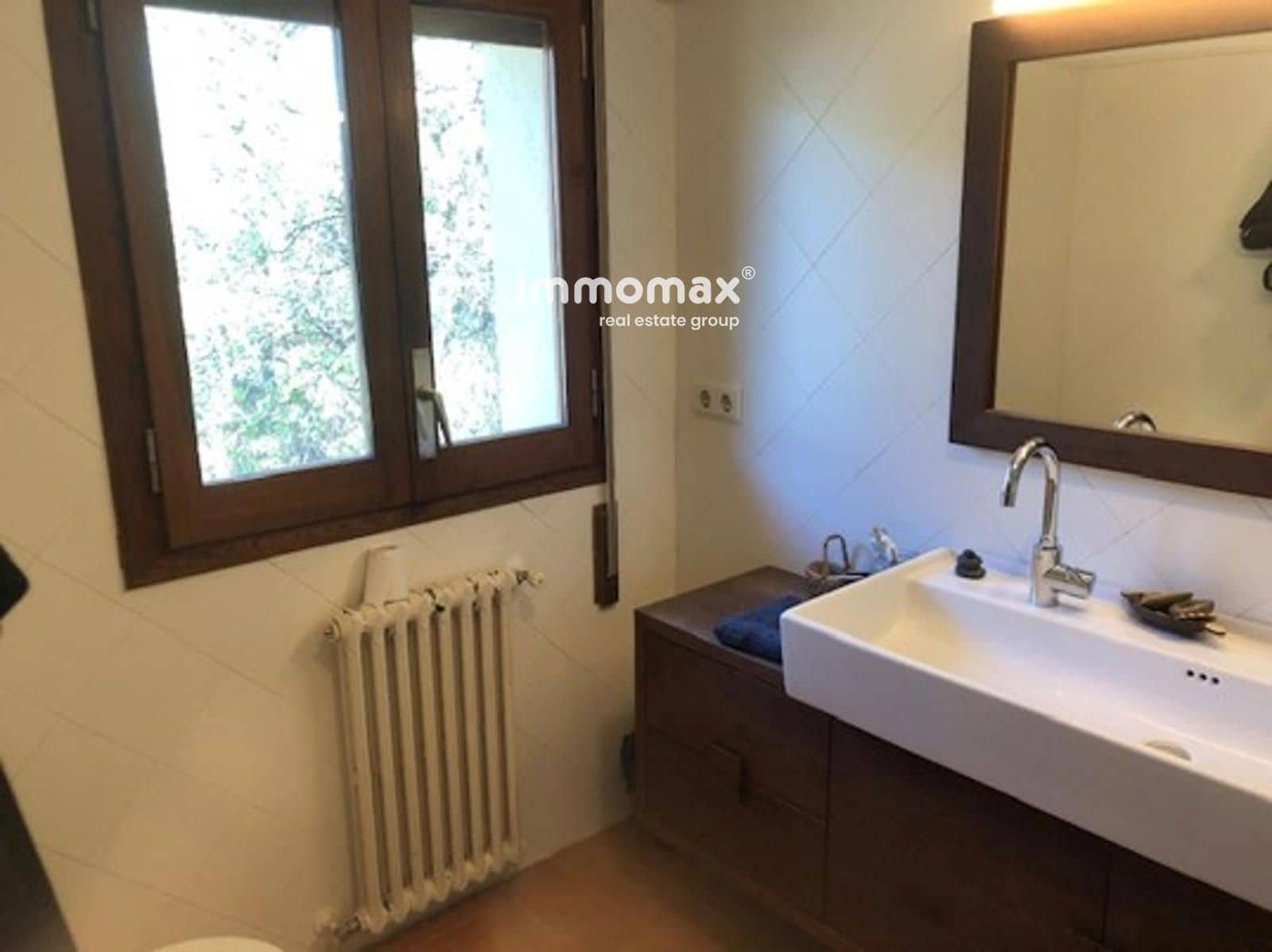 6 bedroom Villa for sale in Barcelona city with pool - € 1,950,000 (Ref: 9499862)