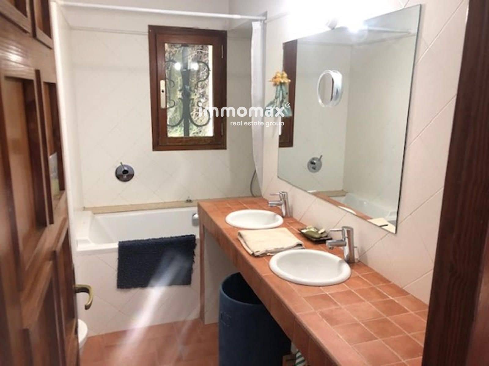 6 bedroom Villa for sale in Barcelona city with pool - € 1,950,000 (Ref: 9499862)