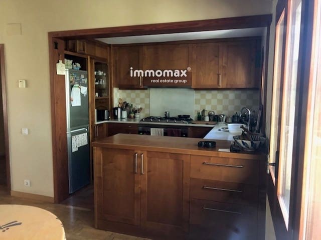 Chalet de 6 habitaciones en Barcelona ciudad en venta con piscina - 1.950.000 € (Ref: 9499862)