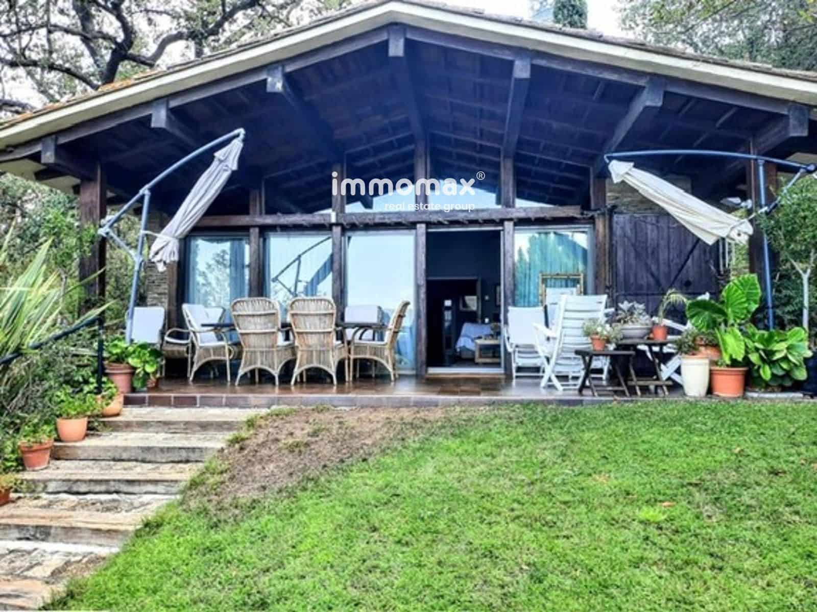 6 bedroom Villa for sale in Barcelona city with pool - € 1,950,000 (Ref: 9499862)