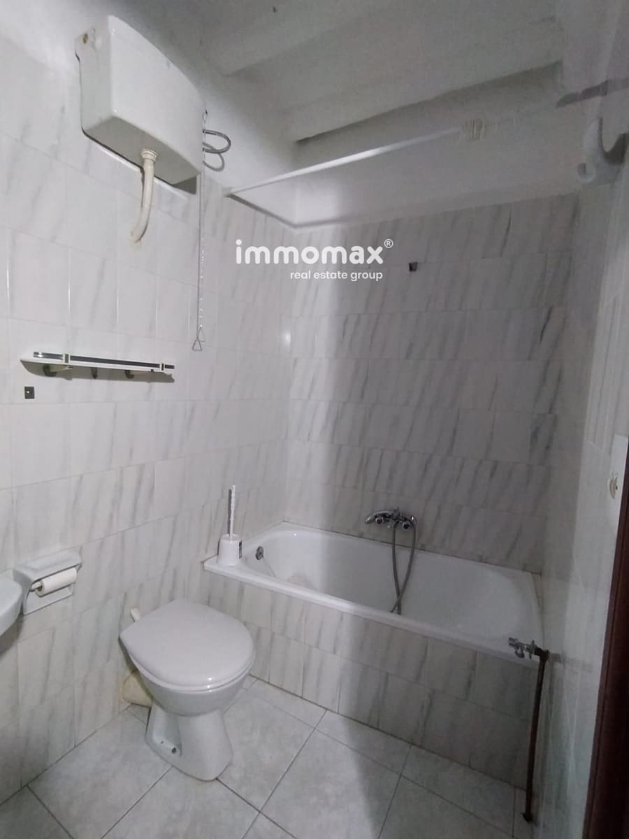 4 slaapkamer Villa te koop in Calaceite met garage - € 95.000 (Ref: 9503093)