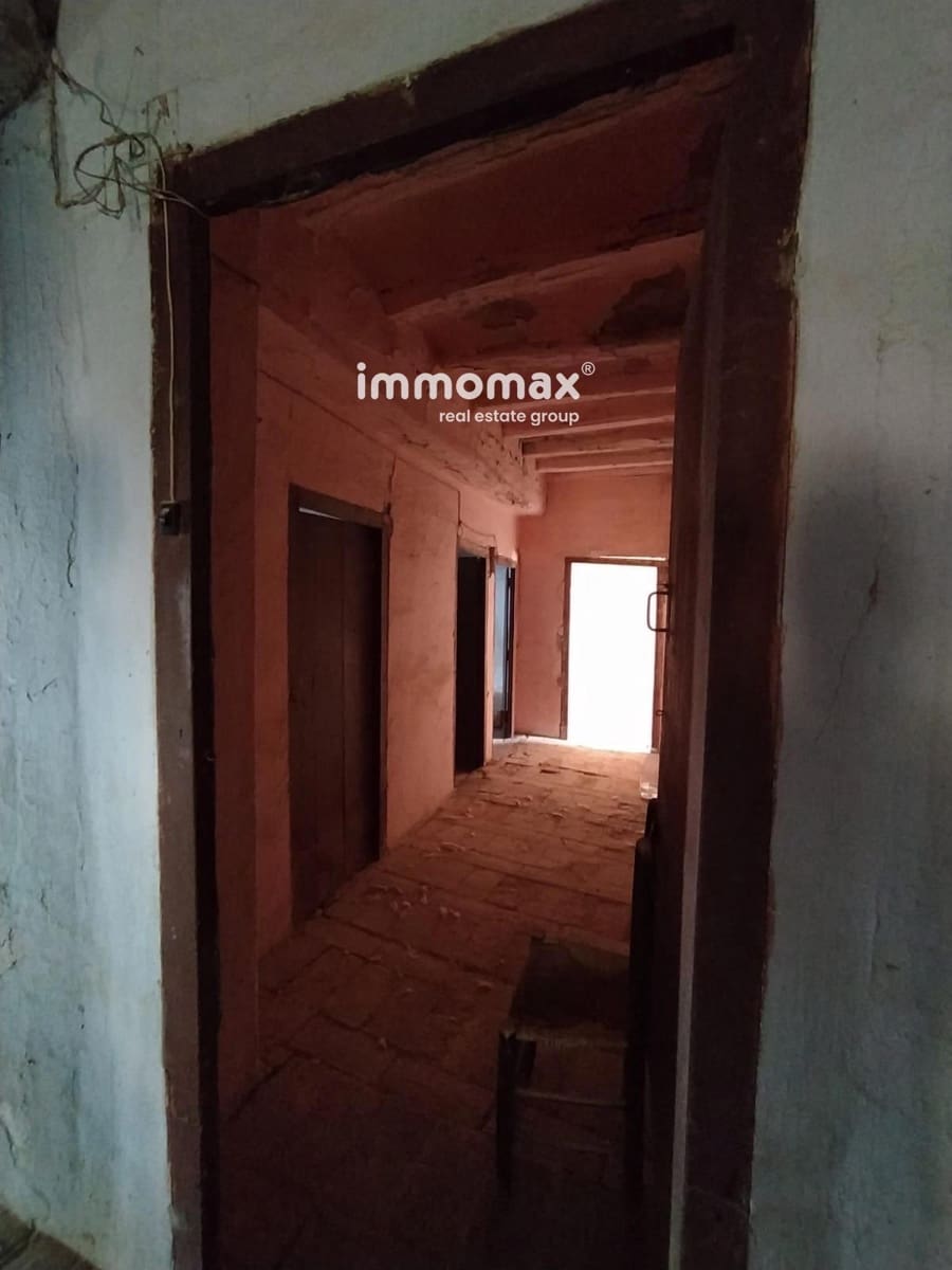 4 slaapkamer Villa te koop in Calaceite met garage - € 95.000 (Ref: 9503093)