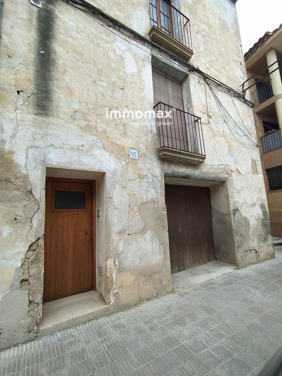 4 slaapkamer Villa te koop in Calaceite met garage - € 95.000 (Ref: 9503093)