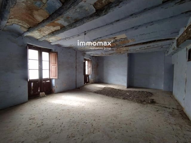 4 slaapkamer Villa te koop in Calaceite met garage - € 95.000 (Ref: 9503093)