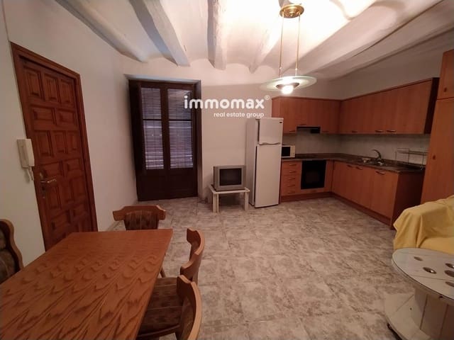 4 slaapkamer Villa te koop in Calaceite met garage - € 95.000 (Ref: 9503093)