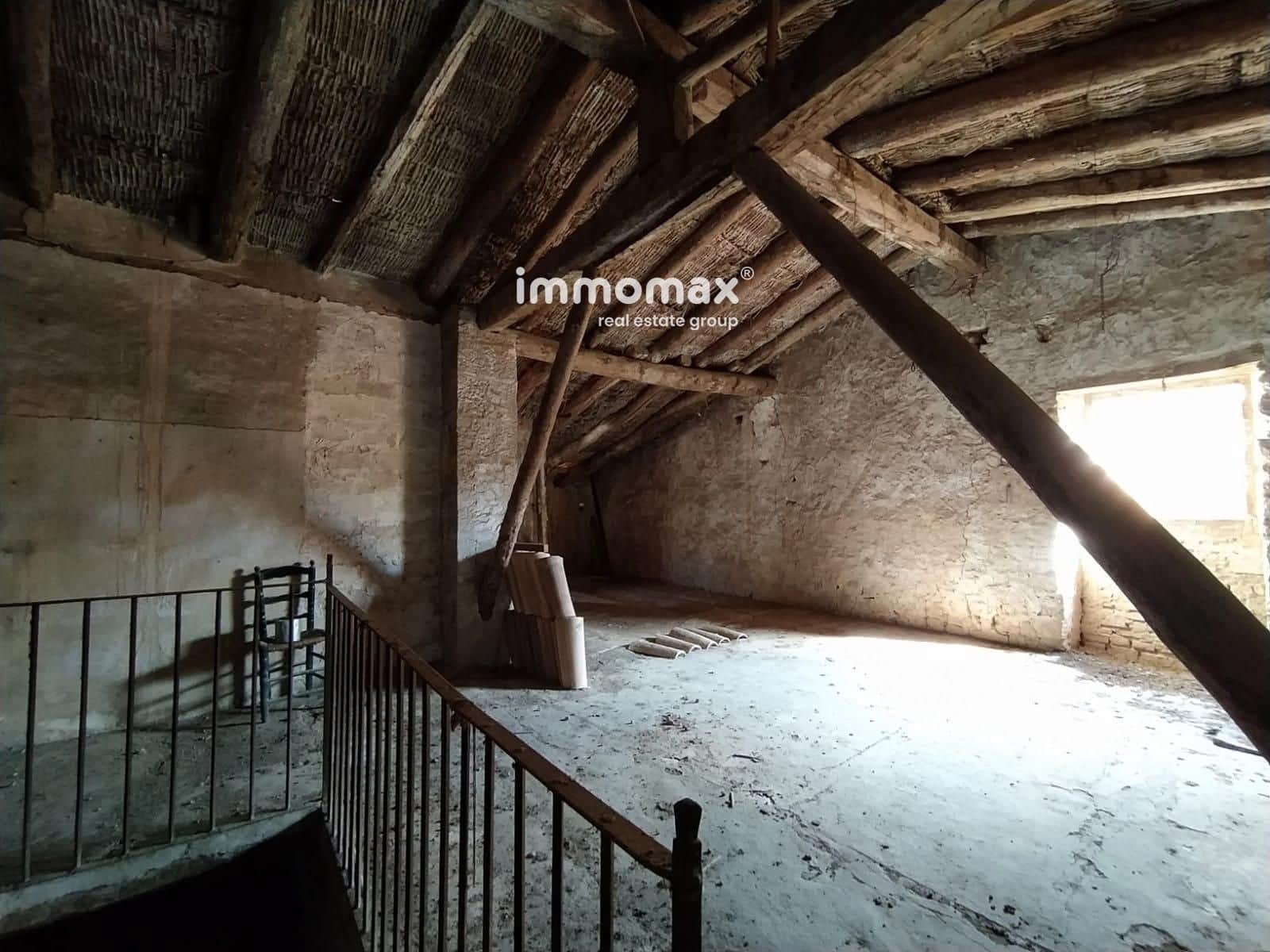 4 slaapkamer Villa te koop in Calaceite met garage - € 95.000 (Ref: 9503093)