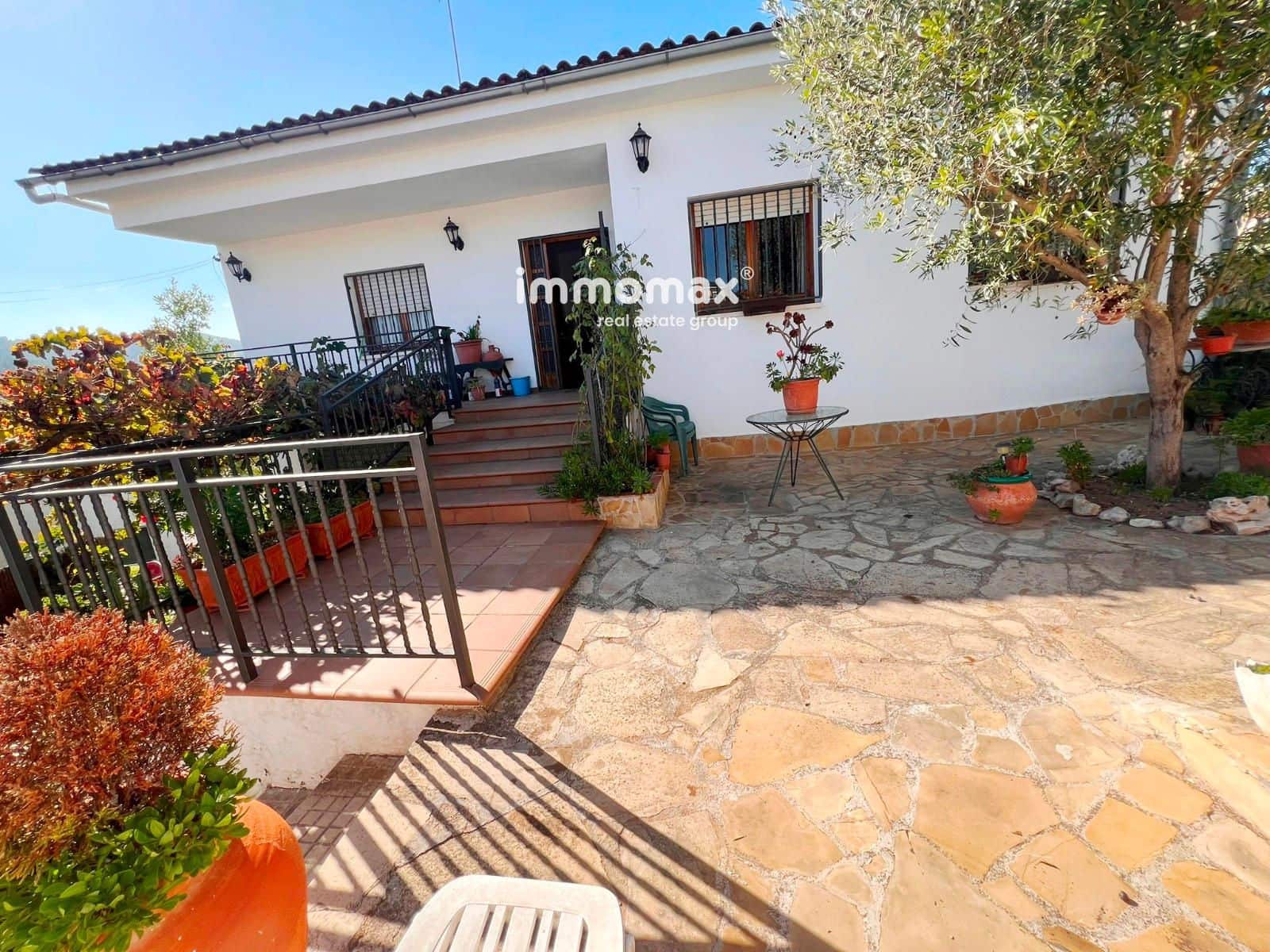 3 bedroom Villa for sale in Cervello with garage - € 425,000 (Ref: 9510142)