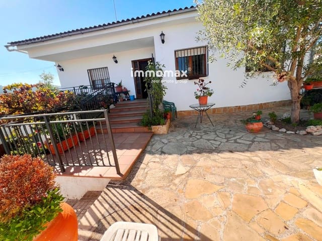 3 bedroom Villa for sale in Cervelló with garage - € 425,000 (Ref: 9510142)