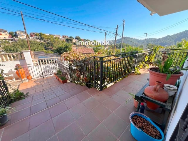 3 bedroom Villa for sale in Cervelló with garage - € 425,000 (Ref: 9510142)