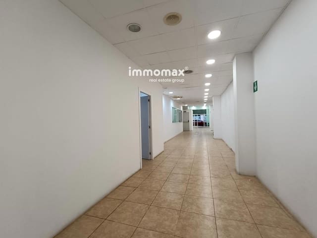 Commercieel te huur in Esplugues de Llobregat - € 1.400 (Ref: 9525761)