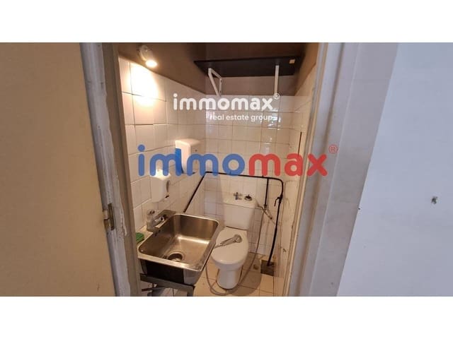 Kaupallinen vuokrattavana paikassa Sant Boi de Llobregat - 750 € (Ref: 9528313)