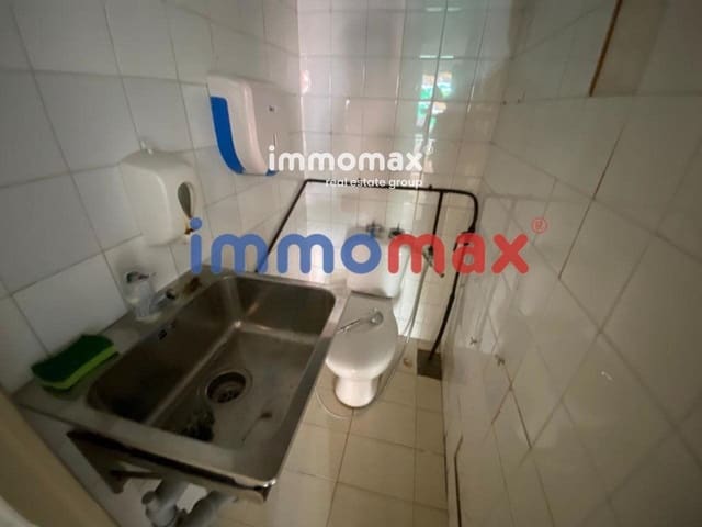 Kaupallinen vuokrattavana paikassa Sant Boi de Llobregat - 750 € (Ref: 9528313)