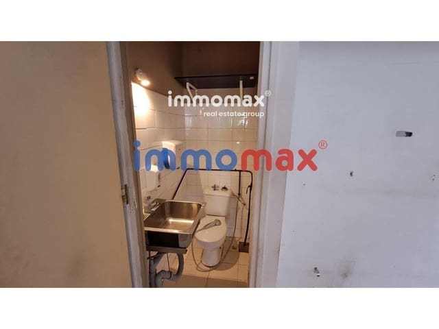 Kaupallinen vuokrattavana paikassa Sant Boi de Llobregat - 750 € (Ref: 9528313)